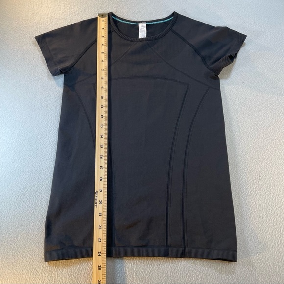 Ivivva Girls Fly Tech Short Sleeve T Shirt Size 14 by Lululemon - Picture 11 of 11